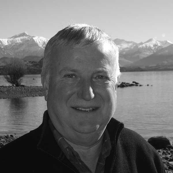 Alan Richardson – Tour Guide for New Zealand Guided Tours